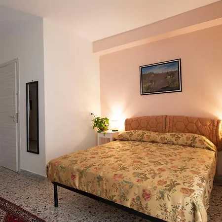 Vomero بيت ضيافة نابولي